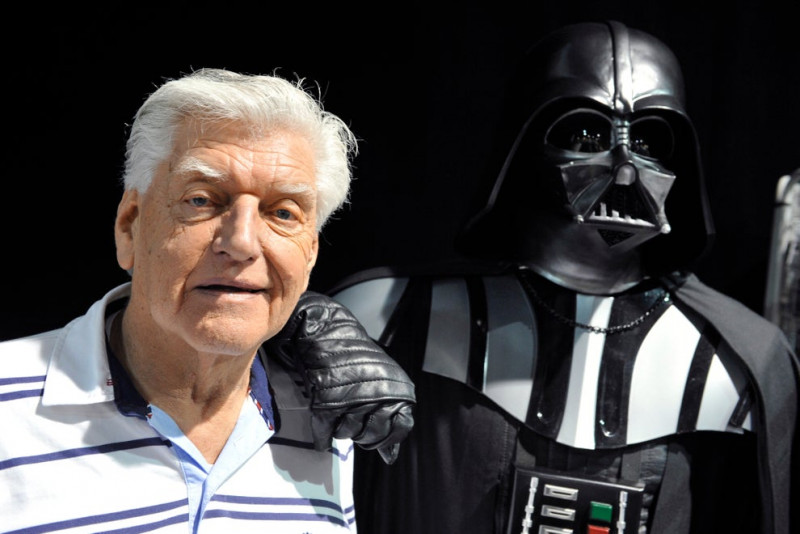 Dave Prowse, the actor behind Vader’s mask, dead at 85