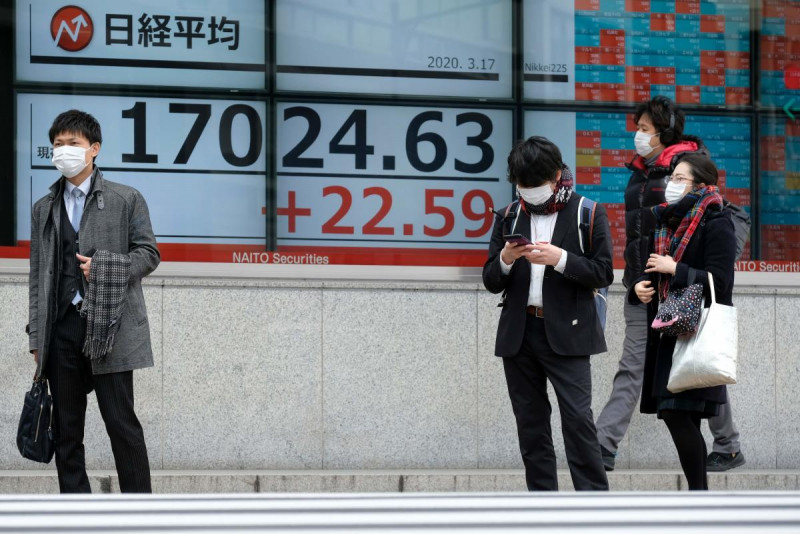 Japan’s benchmark Nikkei sees new 30-year high