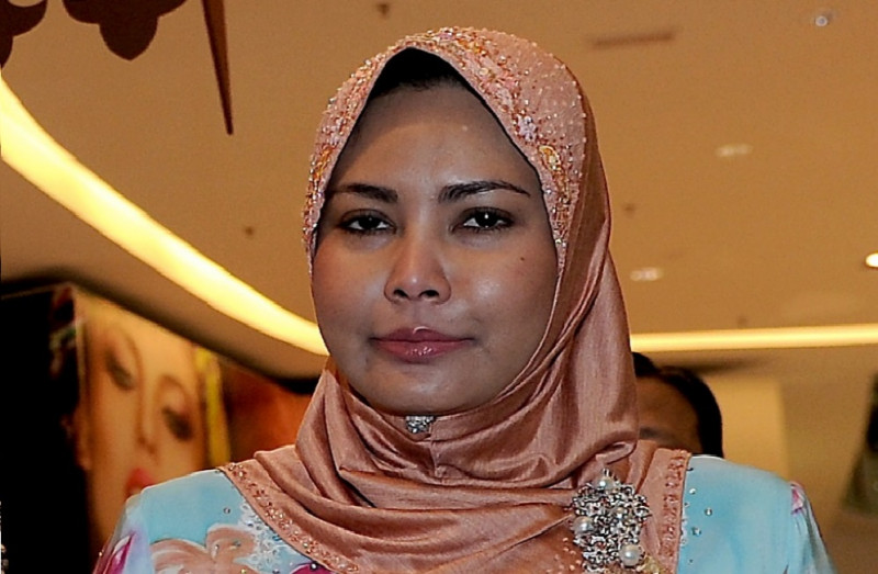 T’ganu sultanah among 4 to testify in defamation suit starting Dec 16