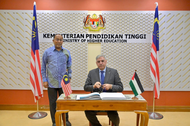 Malaysia commits to strengthening educational ties with Palestine 