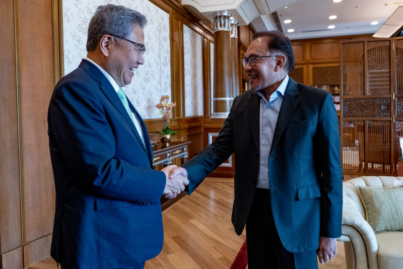 PM recalls nostalgic moment during S. Korea’s foreign minister’s visit