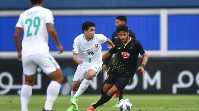 Leandro treble puts Kawasaki in ACL knockout phase