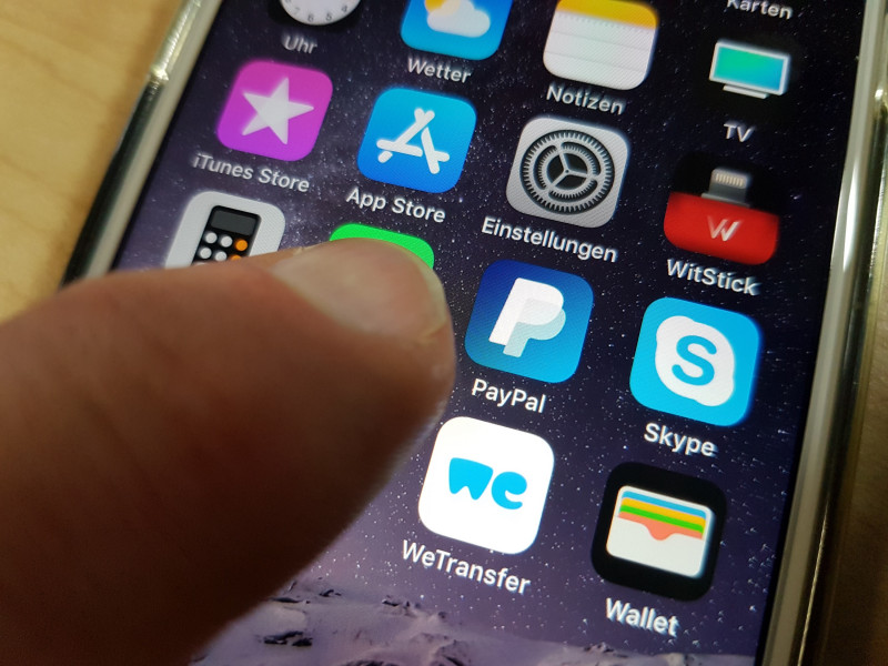 PayPal earnings soar on e-commerce boom