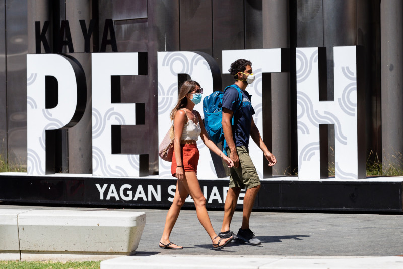Perth under lockdown after virus escapes quarantine hotel
