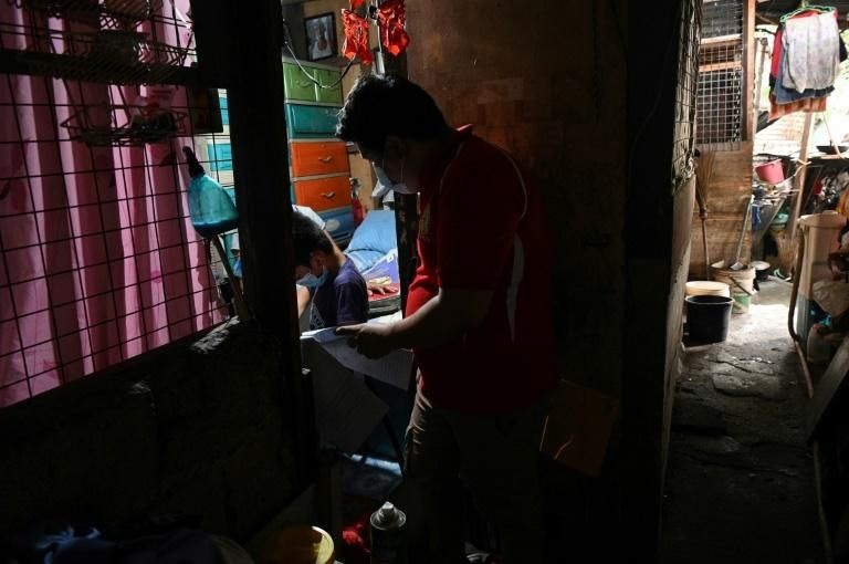 Philippines faces ‘learning crisis’ after year-long school shutdown