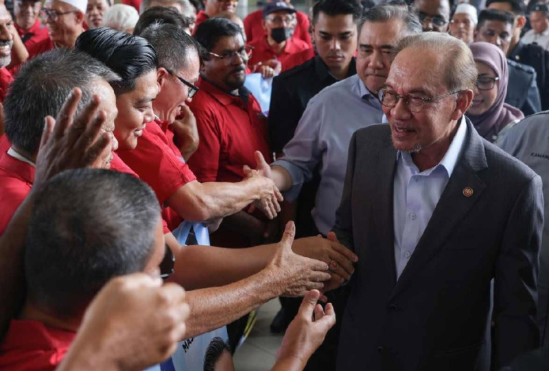 'I will never forget taxi drivers who backed me in my hardest times' - PM Anwar