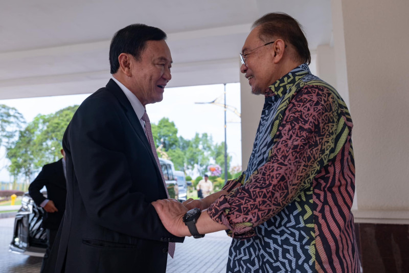Anwar meets Thaksin to discuss situation in Myanmar, cryptocurrencies