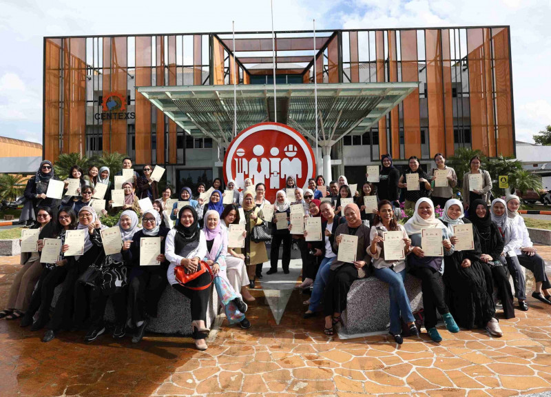 Sarawakian women must be empowered to deal with new, tougher socio-economic challenges