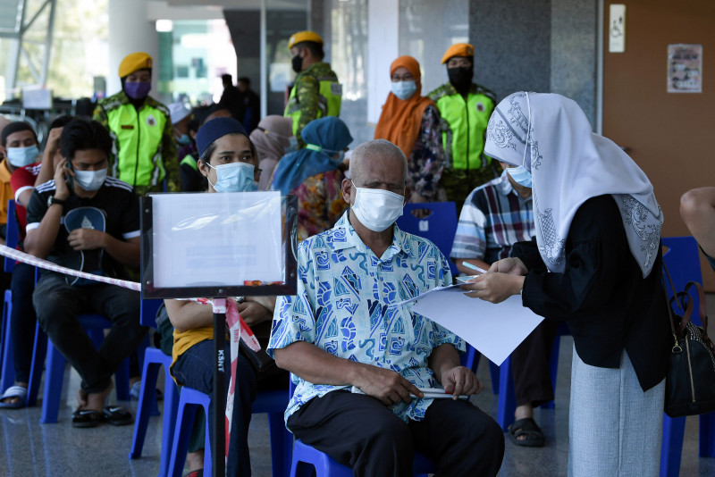 Prioritise locals, urges Sabah opposition as walk-ins for all choke PPVs