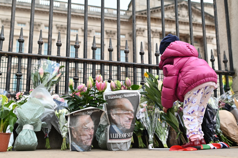 Guns and silence to mark Prince Philip’s death