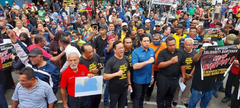 Residents, politicians protest against construction of CLQs for foreign and local workers