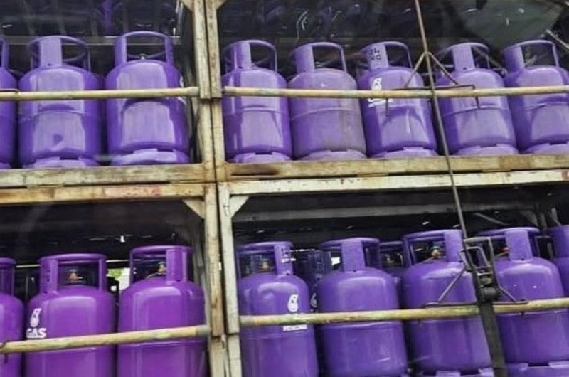 Conundrum over purple LPG tanks