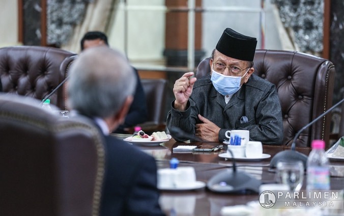 Parliament Act changes  in the works to disallow MPs facing trial to attend proceedings: Rais
