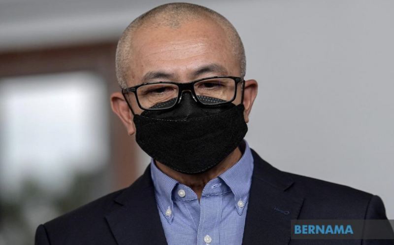 Prosecution closes case against ex-Labuan MP Rozman 