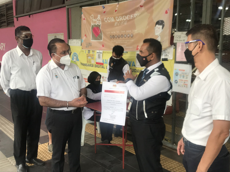 Subsidise Covid-19 test kits for wet market traders: Batu Lanchang rep