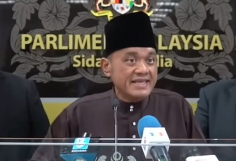  'I was not in any karaoke' - says Hulu Langat MP, dismissing the allegations as slander