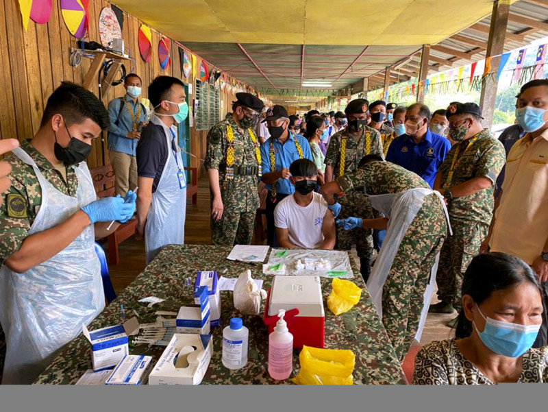 Sarawak’s virus surge possibly due to jabs’ waning efficacy, says Khairy