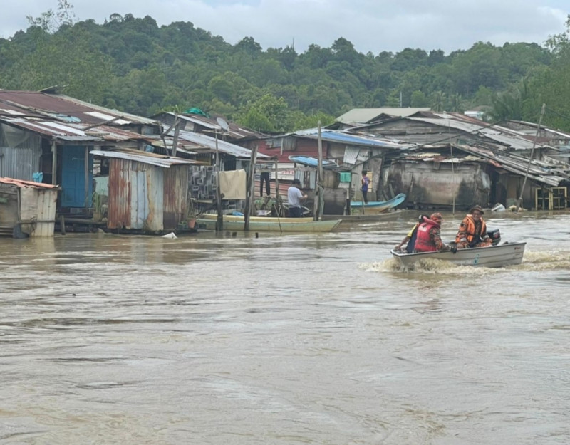 Flood Victims In For Shock With Abrupt Relocation From Bintulu Stadium Malaysia The Vibes 3974
