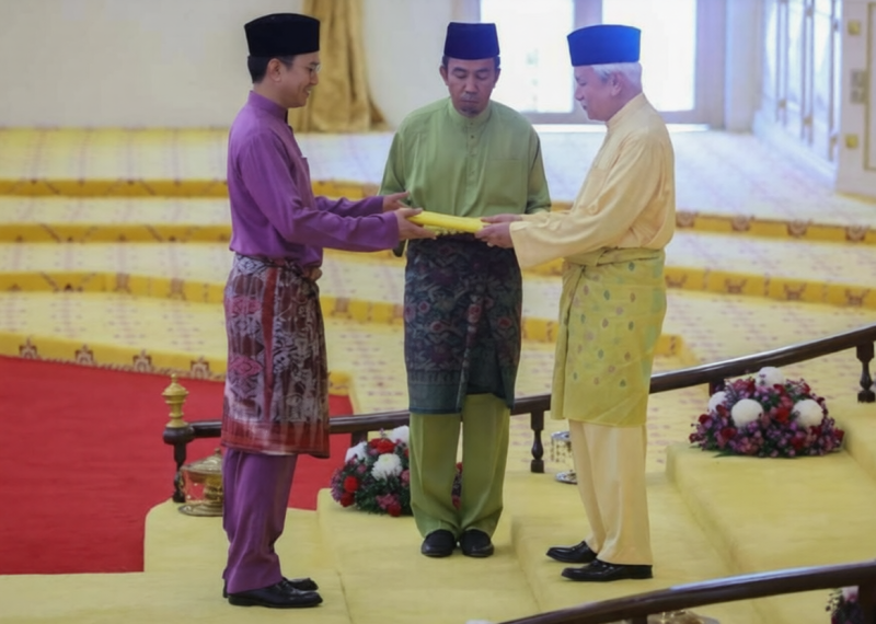 Tunku Zain proclaimed as Tunku Panglima Besar of Negeri Sembilan