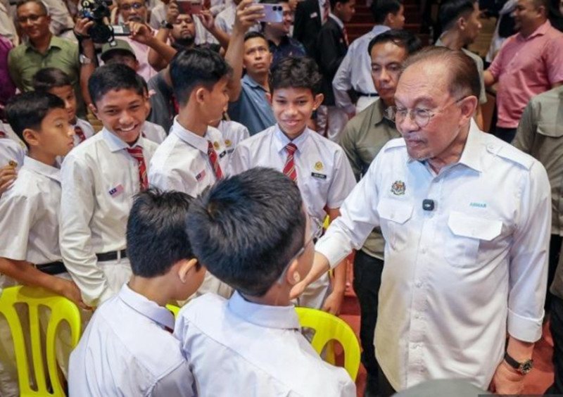 Anwar slams Western hypocrisy, Malaysia stands firm on principles of justice