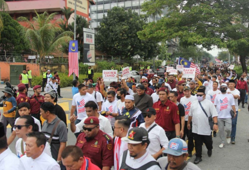 Save Malaysia rally organisers summoned by cops to give statements