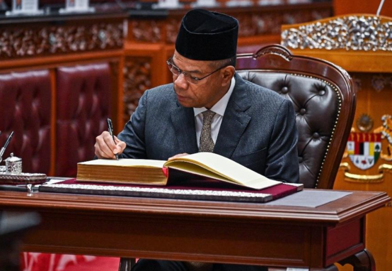 Three ministers sworn in for second term as senators