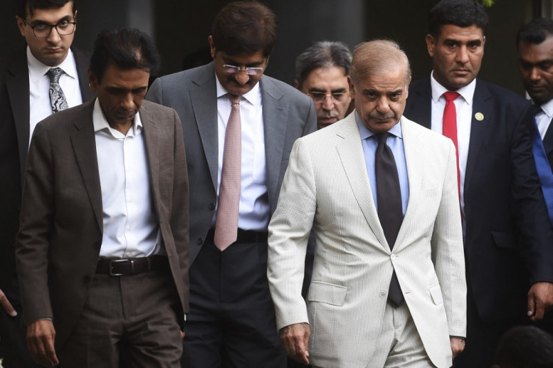 New PM Sharif orders ‘Pakistan speed’ to fix stagnant economy