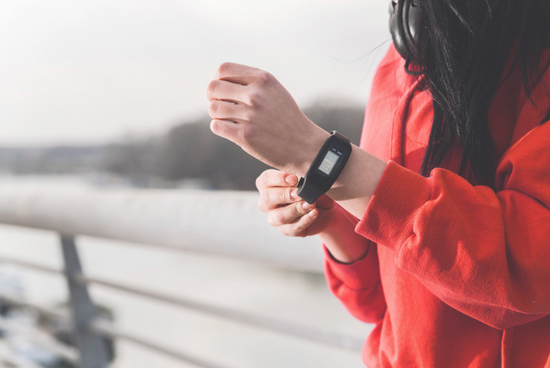 Connected wristbands could be used to monitor home quarantine in Australia