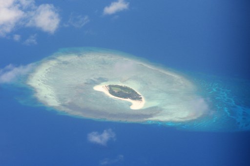 US warship sails past contested Spratly Islands