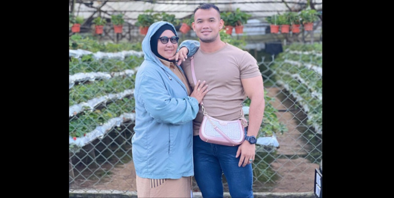 Love beyond age: Malaysian couple proves 23-year gap no barrier to happiness