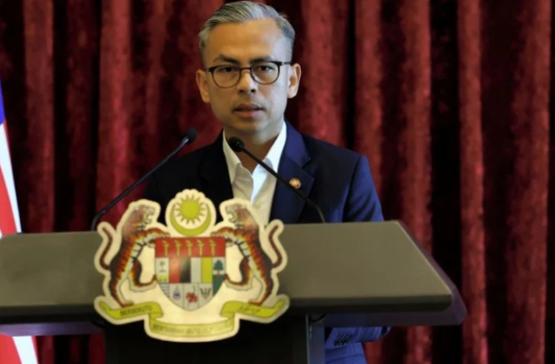 Cabinet to discuss possible WFH plan for civil servants tomorrow – Fahmi