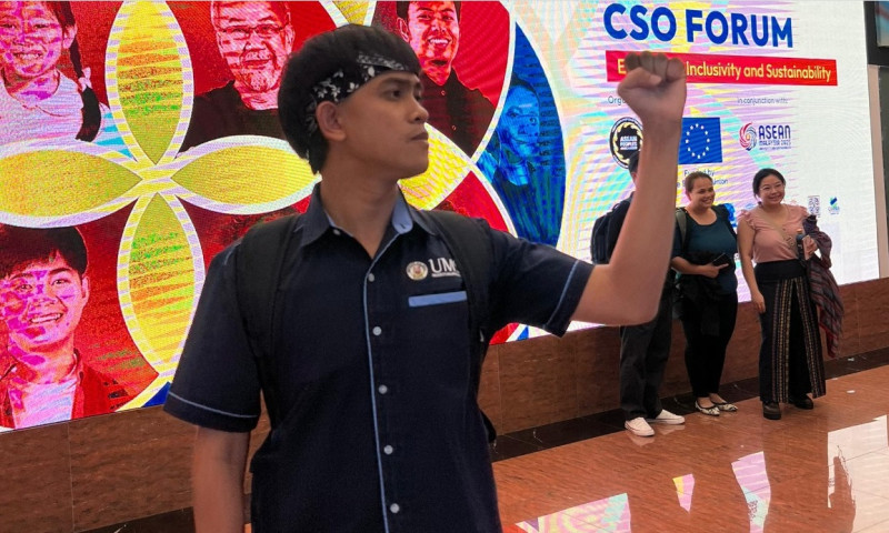 ‘No apology’ says student hit with RM1.5m lawsuit by NGO leader