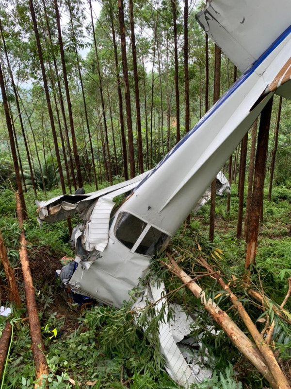 2 injured after light aircraft crashes in Sungkai
