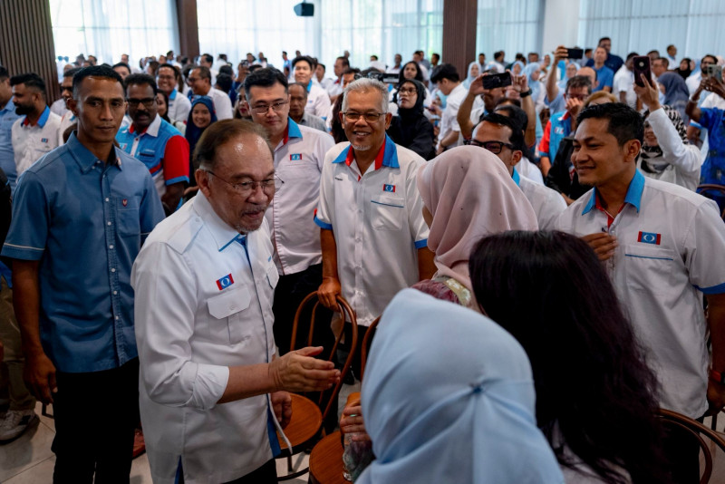 Govt won’t raise price of RON95 amid geopolitical tensions – PM Anwar