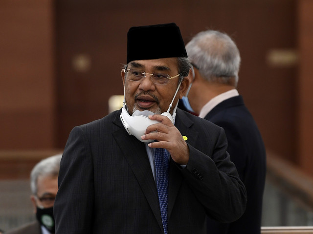 Political frogging? Dr Mahathir, Anwar hopped parties too: Tajuddin