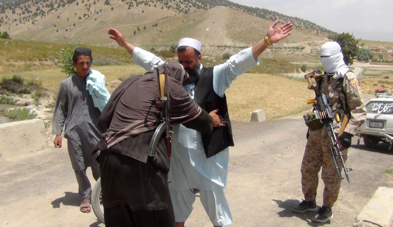 Afghan forces kill scores of Taliban fighters in insurgent bastion