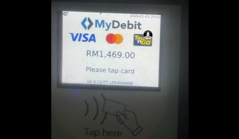 RM5 parking fee suddenly 'jumps' to RM1,469 as man is about to tap card