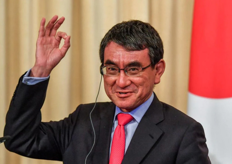 Japan PM Suga to back vaccine minister Kono as successor