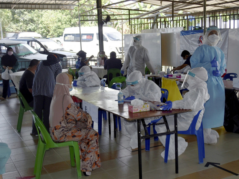 With Sabah at bottom of vaccination table, leaders plead for federal boost