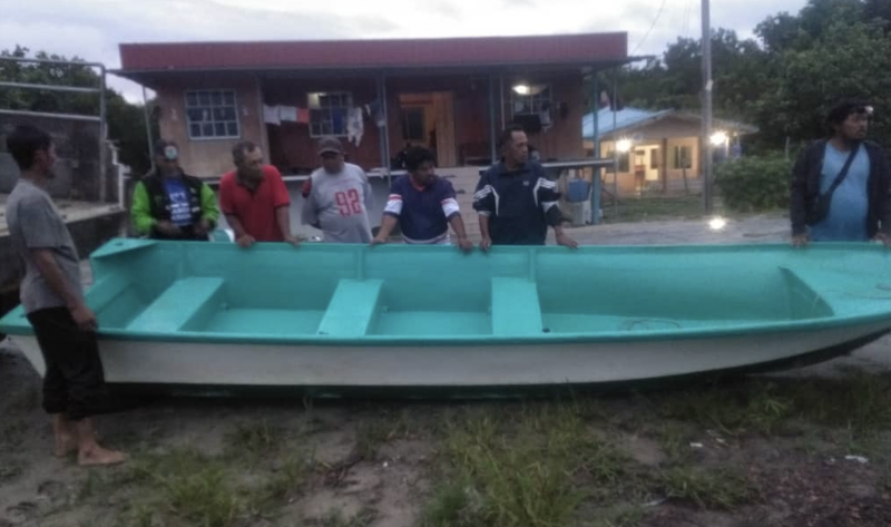 Peninsular Malaysia NGO donates boats to Pitas villagers