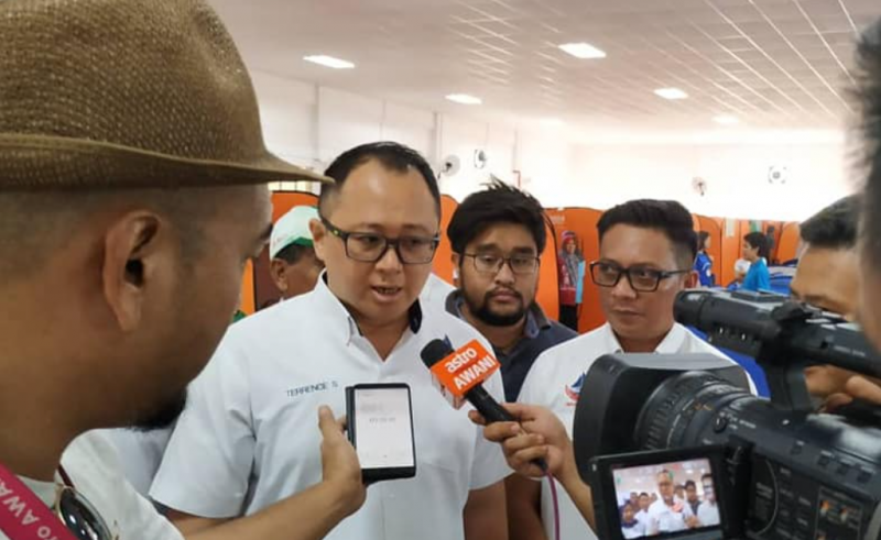 Ask Anwar why he didn’t object to Budget, says Warisan treasurer