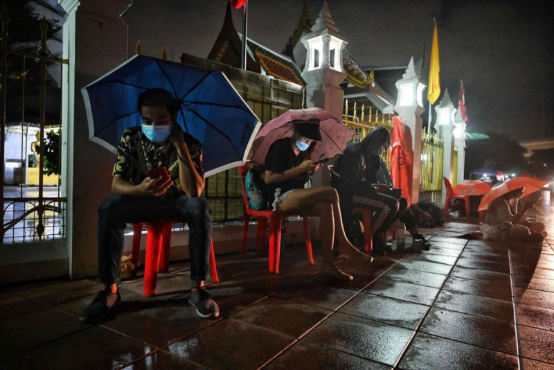 Thailand intensifies Covid-19 curbs, Bangkok curfew starts Monday