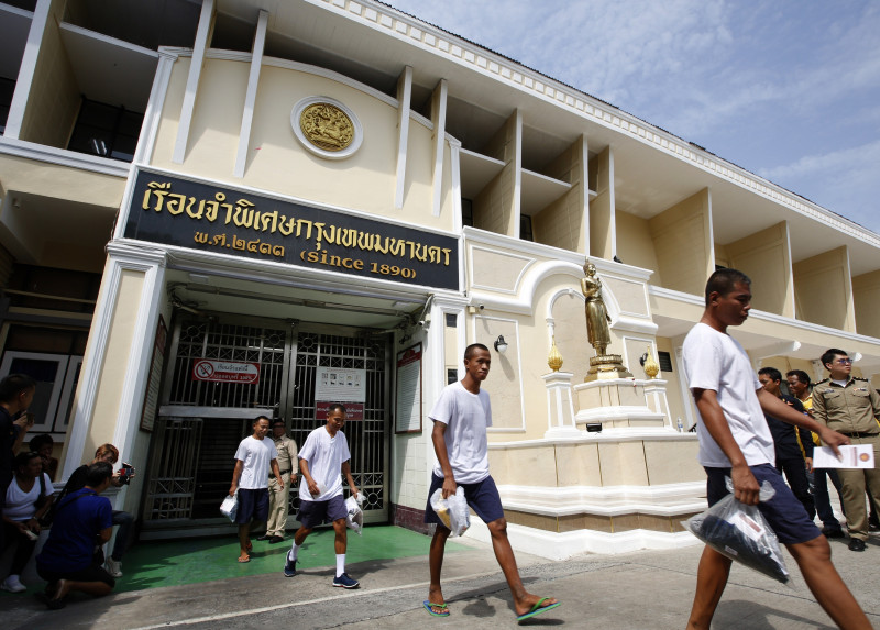 Prison outbreaks fuel Thailand’s Covid-19 surge