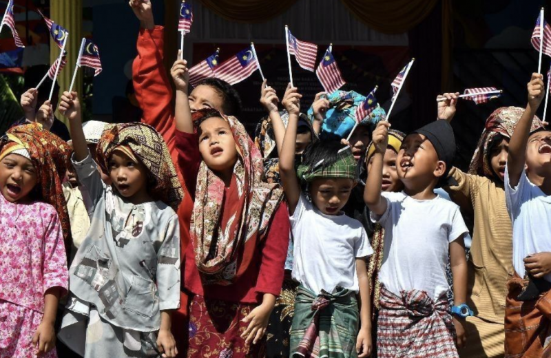 MoE okays traditional costumes for cultural activities in schools