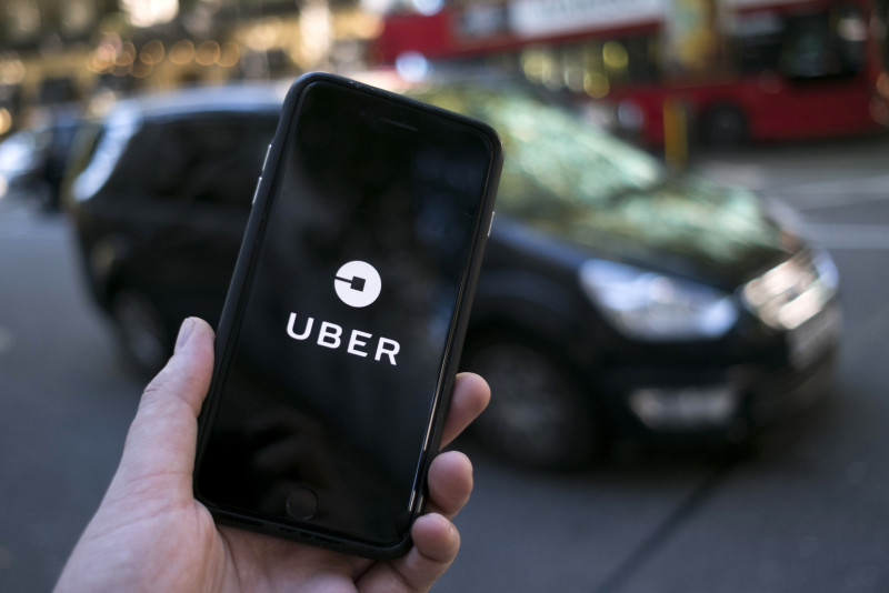 Uber adds ‘valet’ car rentals as it eyes revving rides