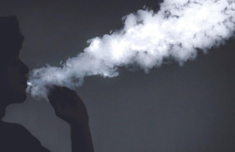 Government proposes a 10-fold increase in vape tax