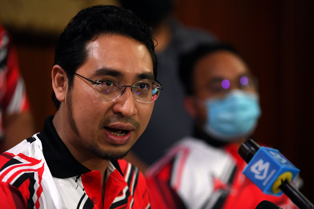 Wan Fayhsal denies filing police report on Yayasan Albukhary tax issue