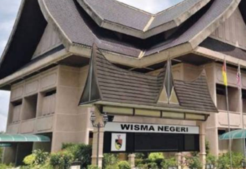 Negeri crisis: More than 60 questions posed; All former Excos told to return official cars