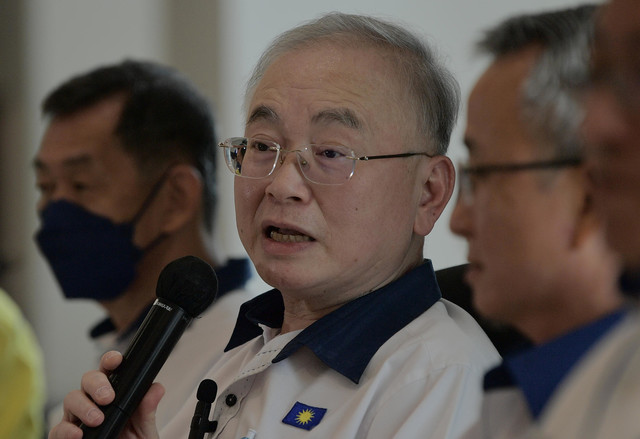 GE15: victory for every BN candidate is MCA’s priority, says Wee