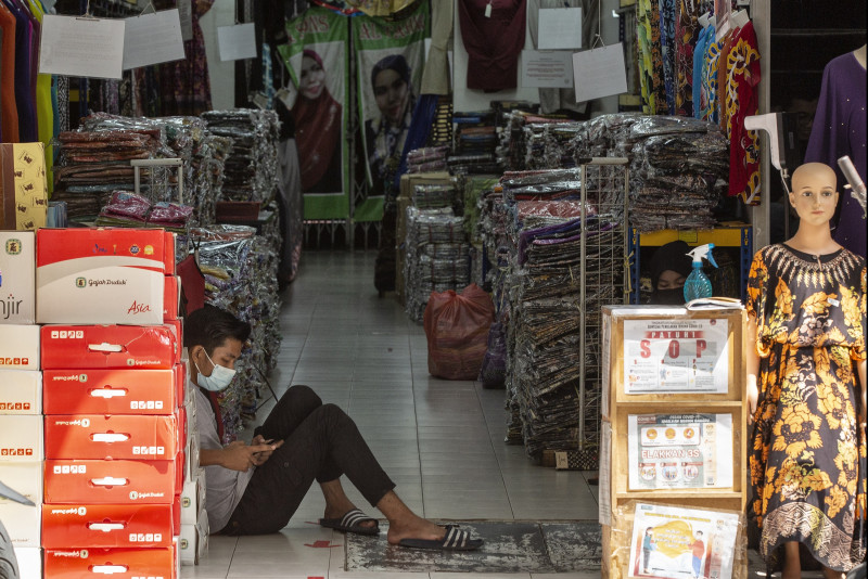 Dish out funds to cash-strapped businesses, DAP’s Chong tells S’wak govt